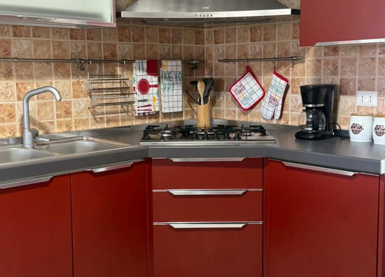 Lovely Home 5 Min Walk To The Beach, 3 Bedrooms Ample Outdoor Relax And Wifi كابيتانا فيلة
